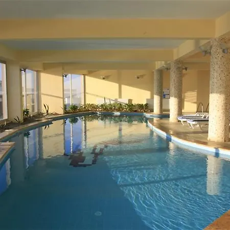 Seaview يالِكافاك